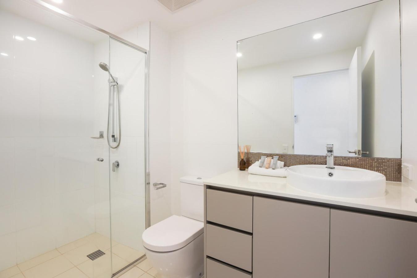 Rhapsody Surfers Paradise Beachfront Sleeps 6 - Optimise Bnb 黄金海岸 外观 照片